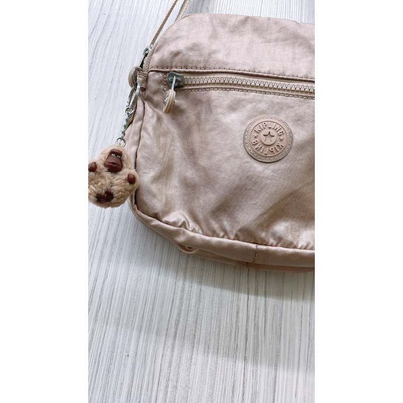 Kipling cara on sale