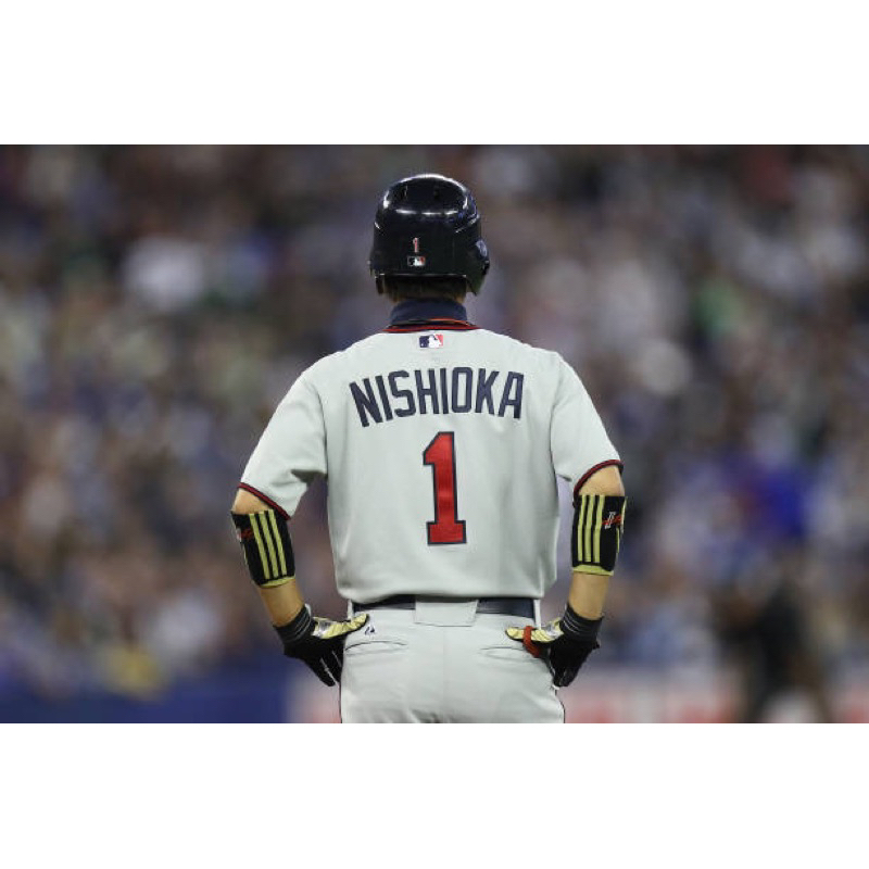 全新附吊牌MLB 代購短T 背號T 西岡剛NISHIOKA 明尼蘇達雙城電繡球衣