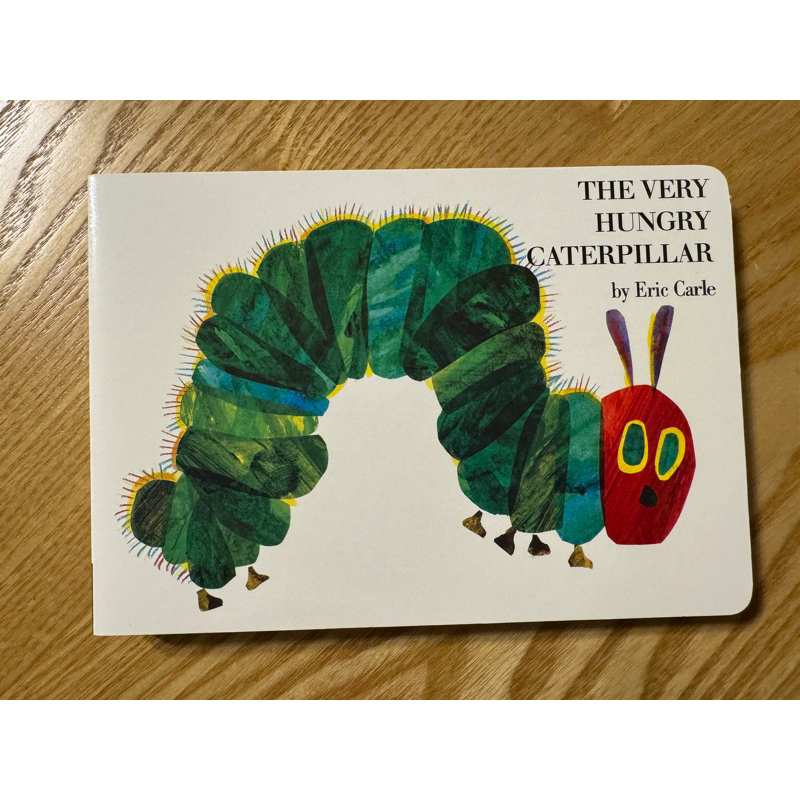 全新 硬頁書 好餓的毛毛蟲 英文版 The Very Hungry Caterpillar