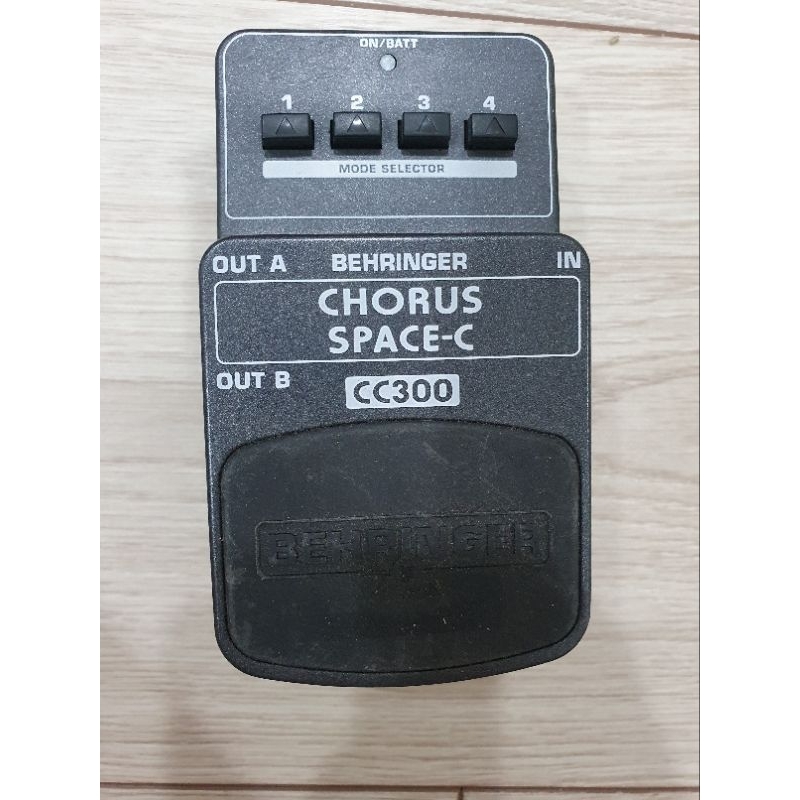 Behringer CC300 chorus spaceC 電吉他 效果器 和聲 蝦皮購物