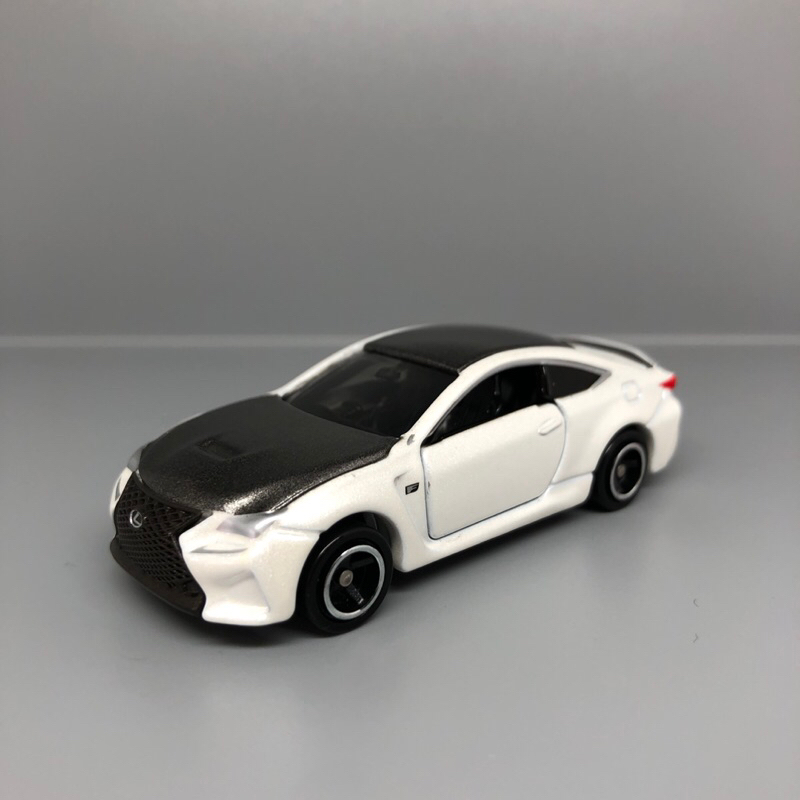 Voiture Miniature Tomica Lexus RC F - Échelle 1/59, Couleur Blanche - Occasion