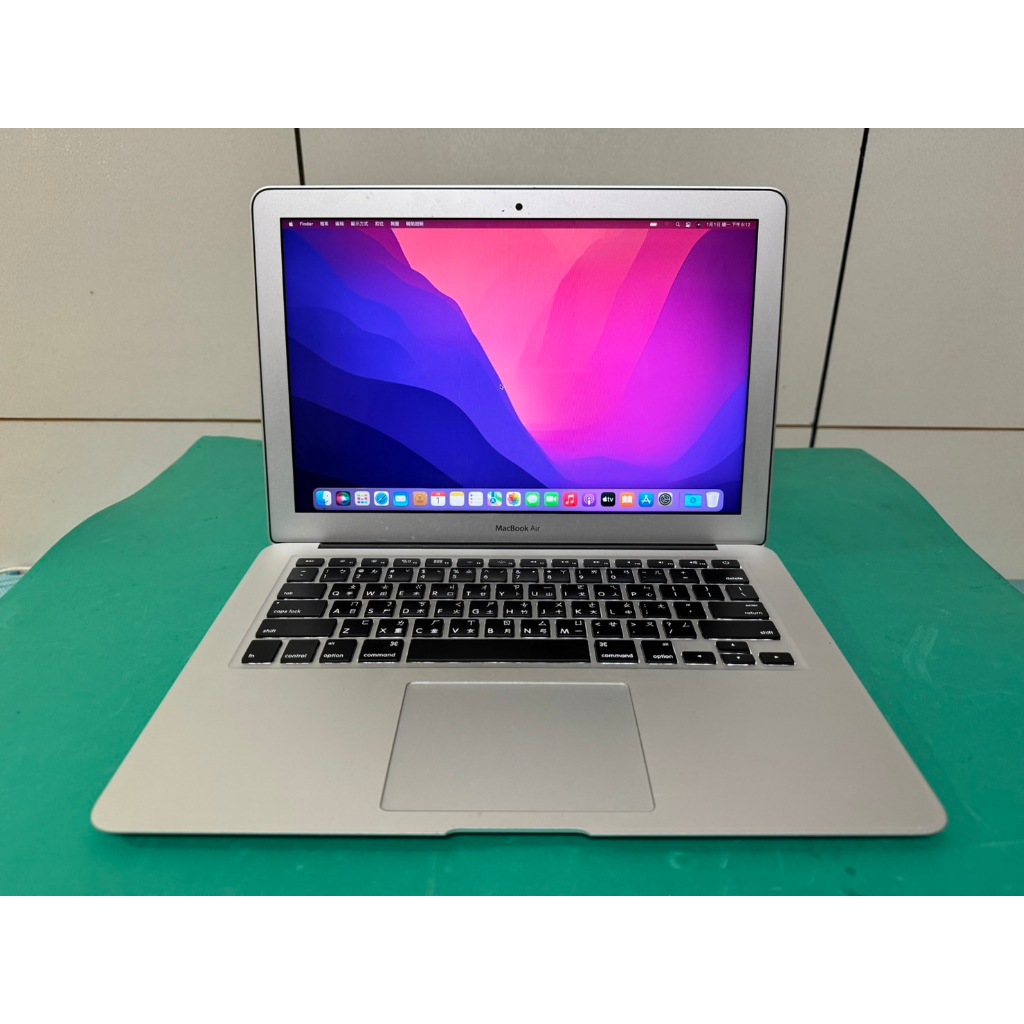 Apple Macbook Air 13吋二手良品筆電 i7 2.2G/8G/256G/Monterey/2016