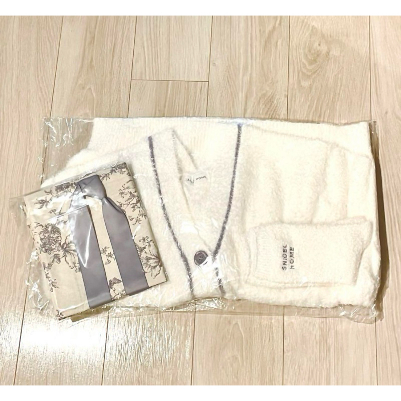 RinaGo 🌸日本2024 SNIDEL HOME 睡衣福袋袋子/罩衫/襪子組合| 蝦皮購物