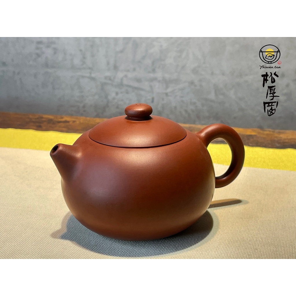 松厚岡茶業《超過20年的朱泥大紅袍》已養壺 老茶壺 大紅袍 紫砂壺 朱泥壺 段泥壺 茶壺 茶具 茶器 茶道具