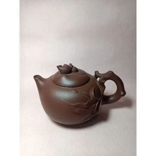 中国古美術・原鉱紫泥壽桃紫砂壺・底款：汪寅仙・紫砂壺・急須・茶壺・茶道具・置物 中国古美術・原鉱紫泥壽桃紫砂壺・底款：汪寅仙・紫砂壺・急須・茶壺