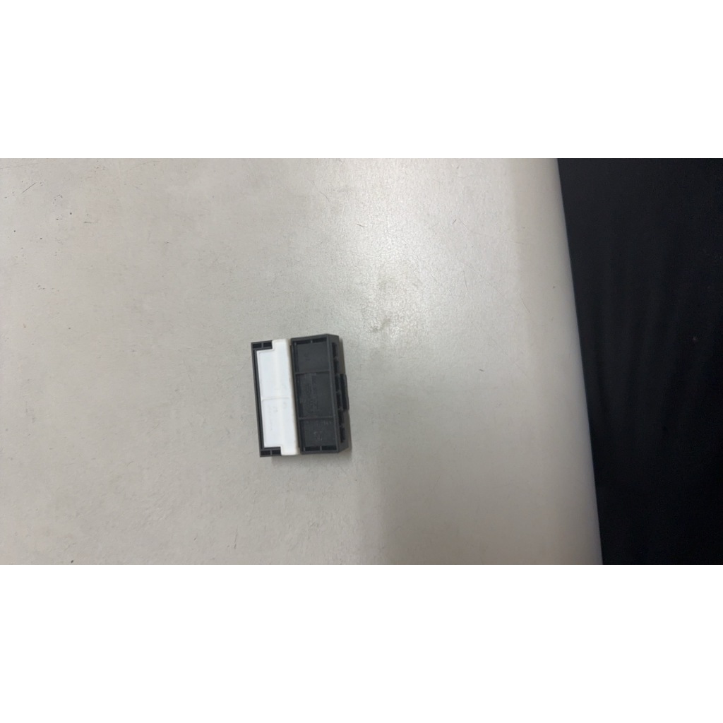 【SFF雙B賣場】BMW 正廠 插頭外殼[後燈,車身] 61138369702 適用車型請看物品說明 | 蝦皮購物