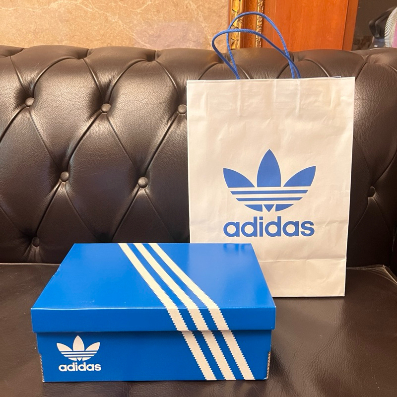 Adidas Originals愛迪達運動品牌球鞋空鞋盒/空紙盒/空紙箱/收納盒/收納箱/紙袋/環保袋/購物袋/禮物袋