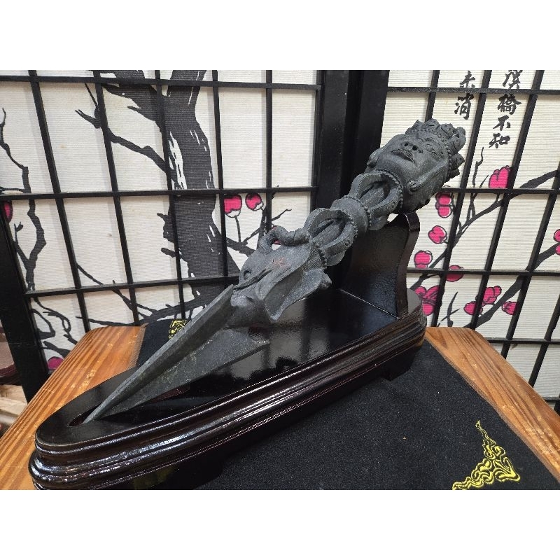 新疆黑天鐵﹝鎳鐵隕石﹞金剛普巴杵擺件】《三面普巴金剛降魔杵》天鐵馬