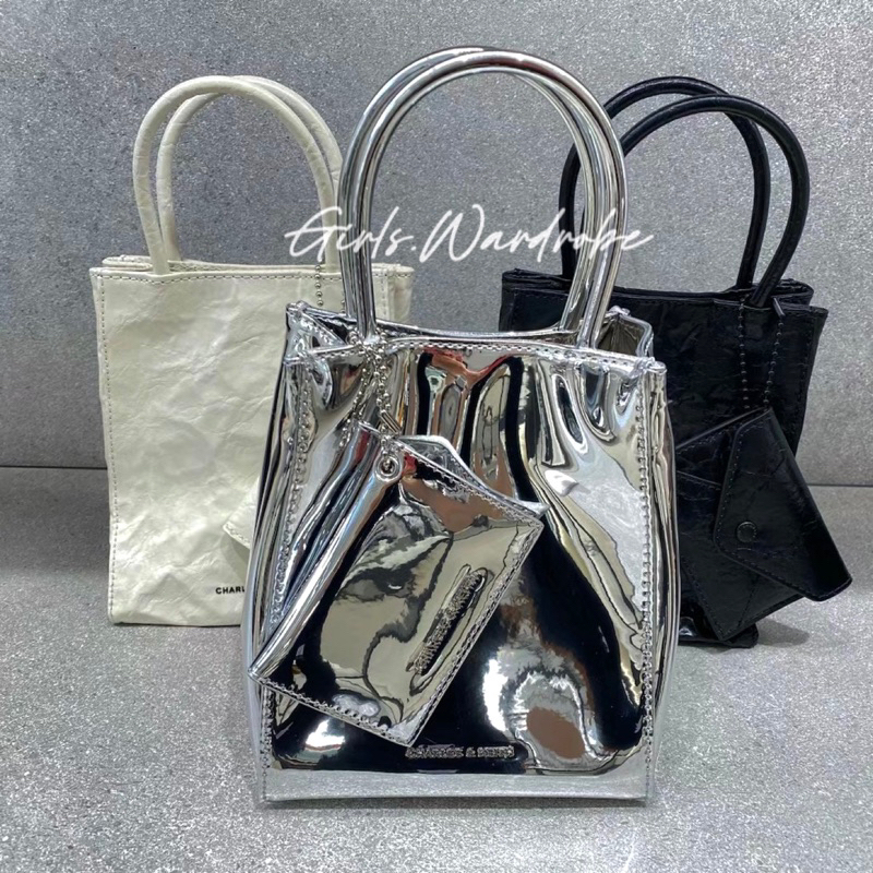 限時優惠🔥【𝐆𝐢𝐫𝐥𝐬.𝐖𝐚𝐫𝐝𝐫𝐨𝐛𝐞新加坡小CK正品代購