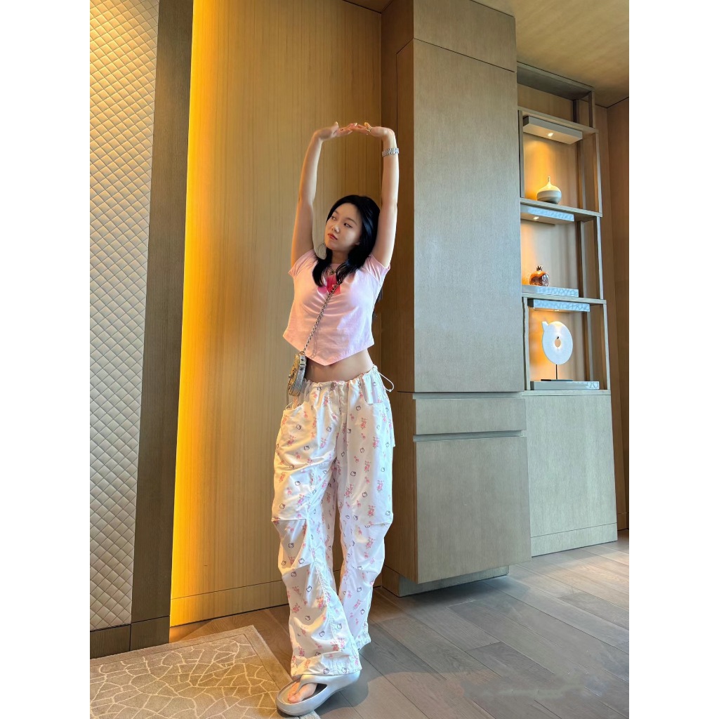 🇰🇷 open yy&hello kitty 凱蒂貓印花直筒褲jennie同款碎花工裝