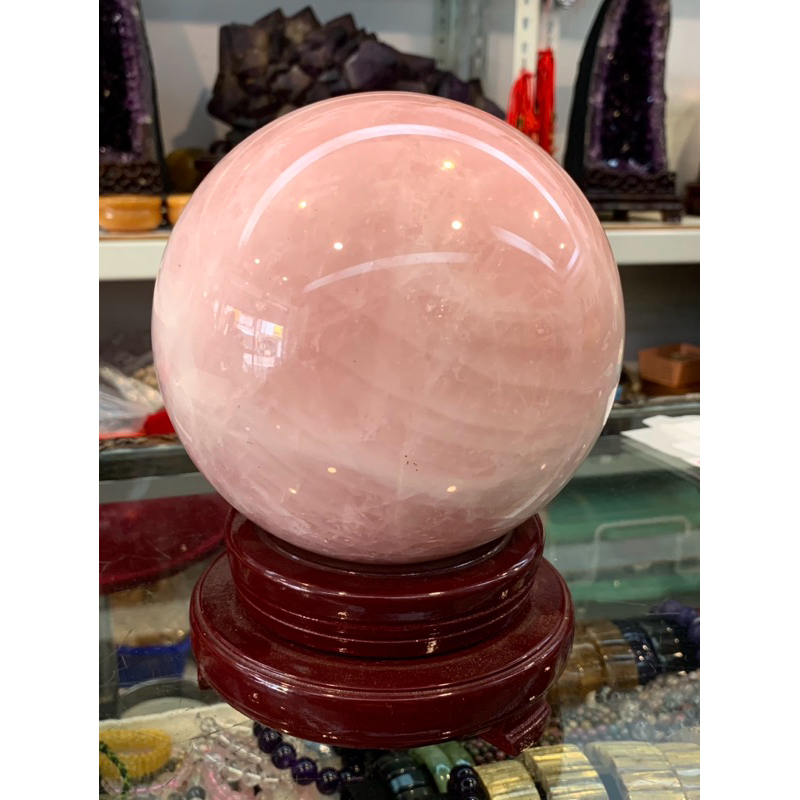 晶晶洞洞]天然頂級星光粉水晶球.粉晶球.重5.23kg.直徑約15公分