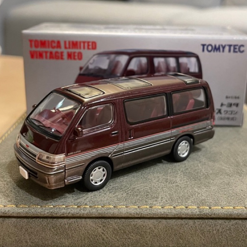 Tomica Limited Vintage NEO LV-N208b Toyota Hiace Super Personalizzato - 1/64 Diecast - Foto 2