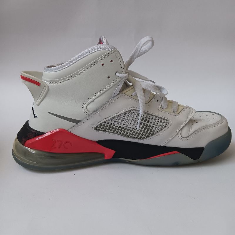 The jordan hot sale mars 270