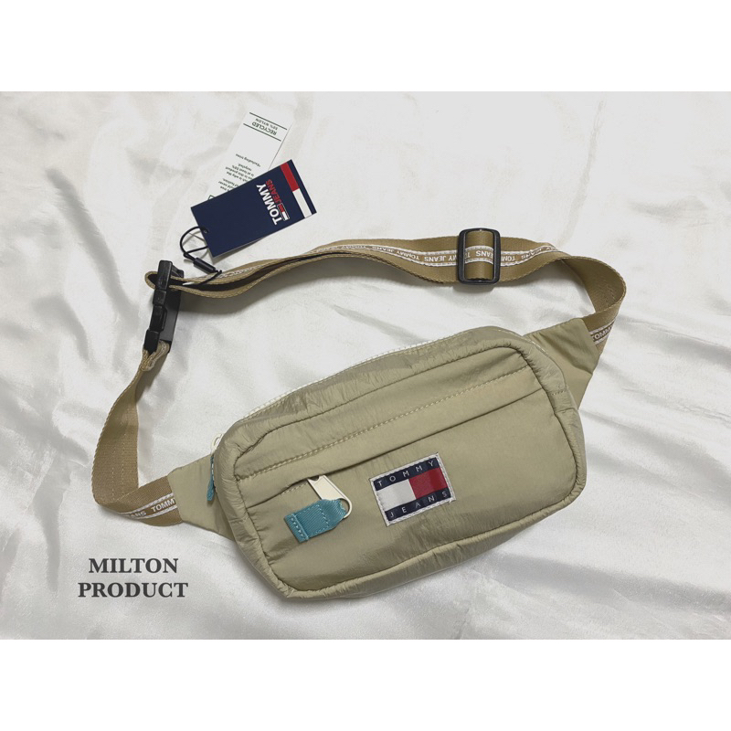 Tommy jeans hot sale logo bumbag