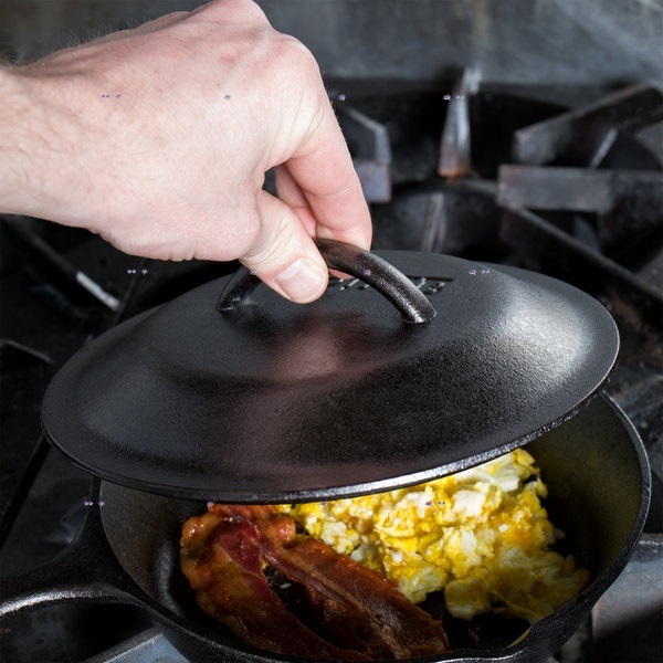 美國原裝新品現貨LODGE 8吋Pre-Seasoned Cast Iron Skillet 鑄鐵 美國原裝新品現貨LODGE 8吋Pre-Seasoned Cast Iron Skillet 鑄鐵