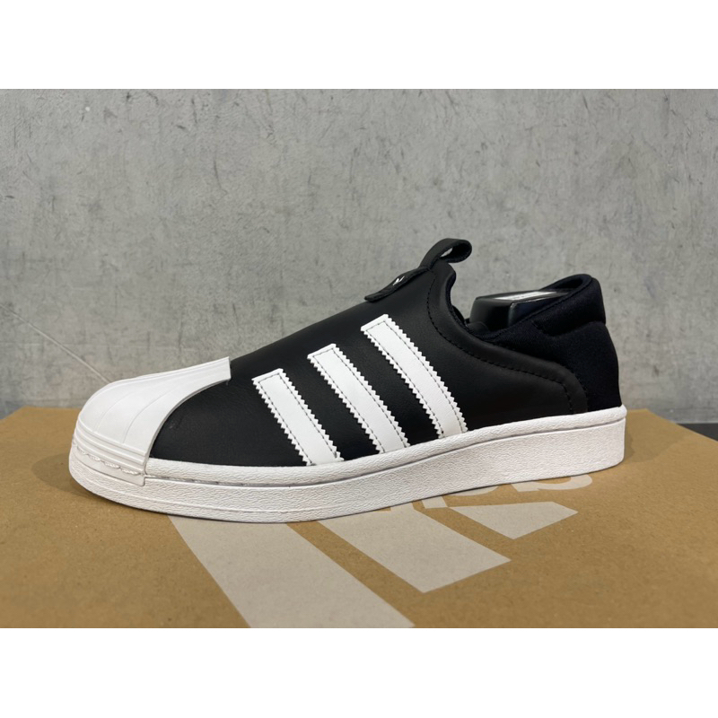 superstar slip on taiwan