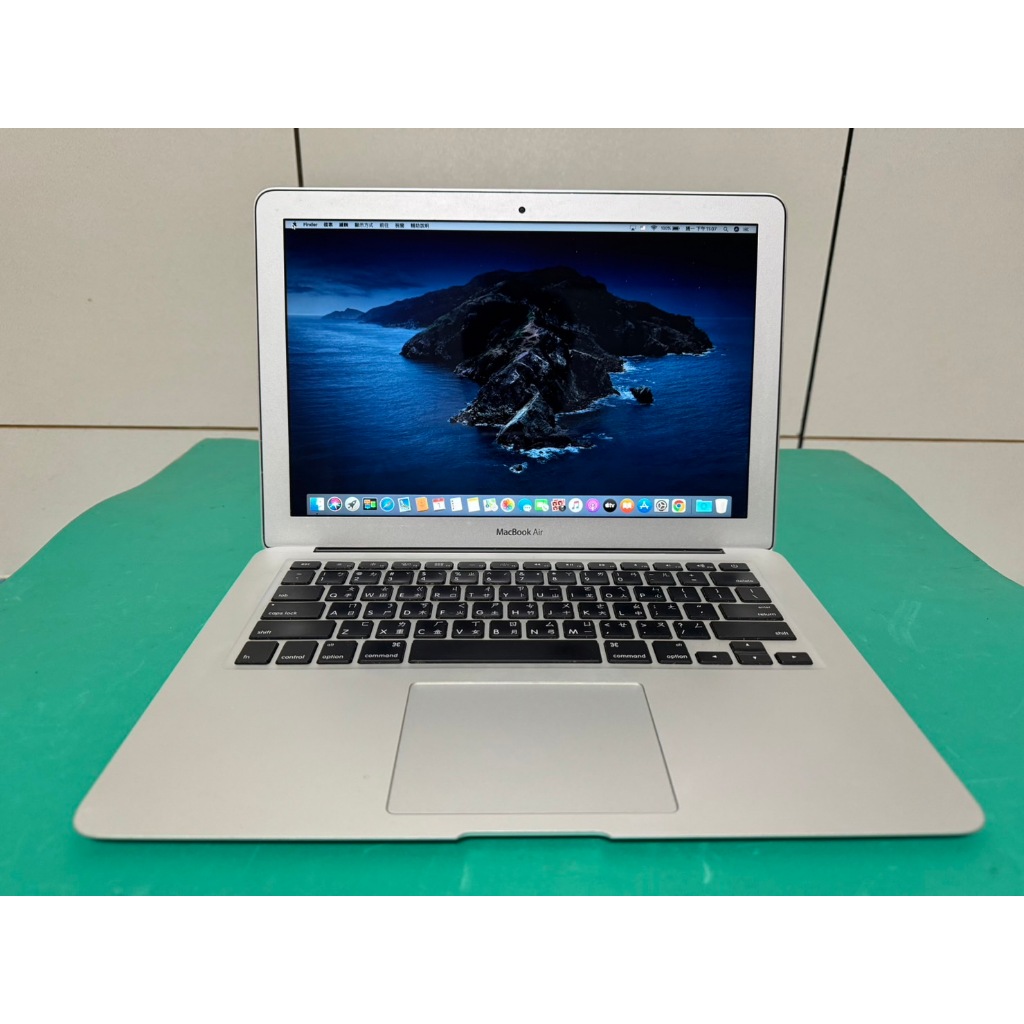 Apple Macbook Air 13吋二手良品筆電 i5 1.8G/4G/256G/Catalina/2012