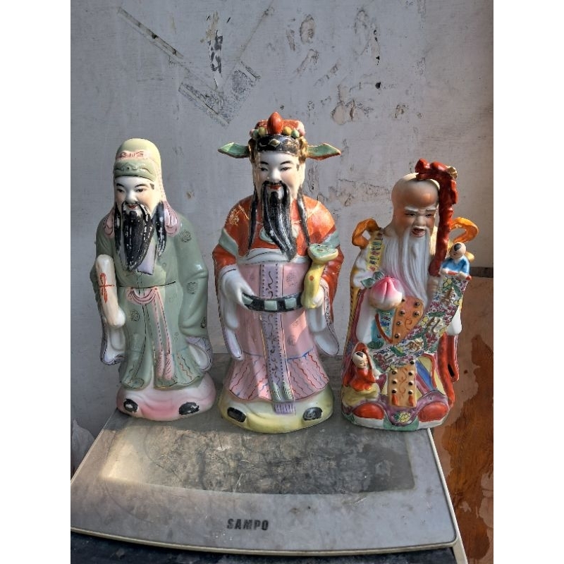 早期ㄉ福祿壽三仙陶瓷三件，福仙高46cm,寬18cm,祿仙高43cm,寬16cm,壽仙
