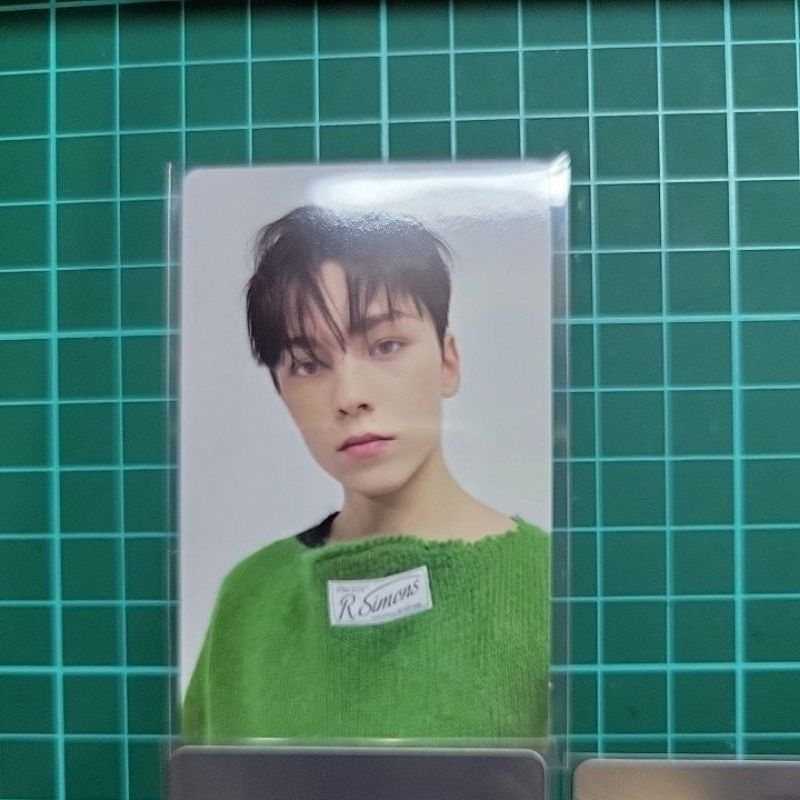 SEVENTEEN VERNON崔瀚率小卡TTT綠毛衣Black eye卡包會員禮迷你十一專卡