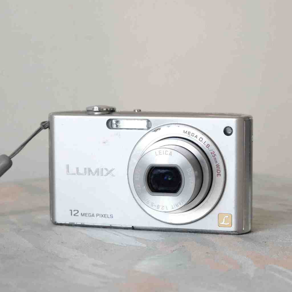 Panasonic Lumix DMC-FX40 2009年 CCD 數位相機 (廣角鏡頭)