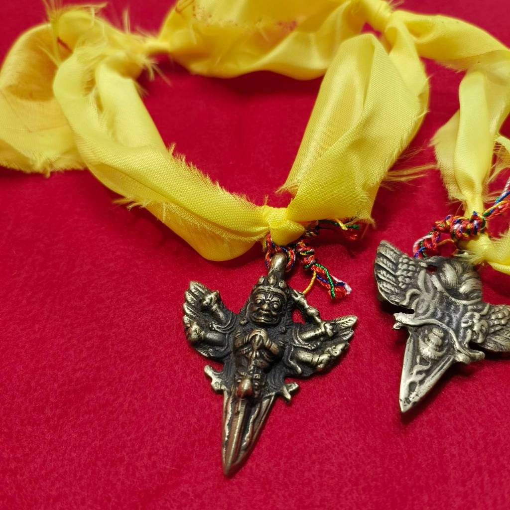 西藏桑耶寺法物> 蓮師金剛八吉祥虎頭銅鈴~蓮師伏魔印蓮師金剛杵 西藏桑耶寺法物> 蓮師金剛八吉祥虎頭銅鈴~蓮師伏魔印蓮師金剛杵