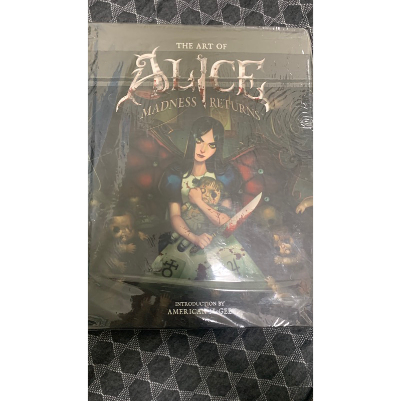 二手 畫冊 Art of Alice: Madness Returns 愛麗絲驚魂記︰瘋狂再臨 設定集