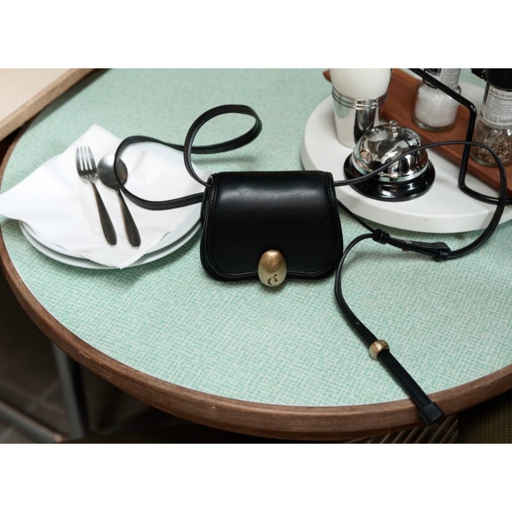 ★早期完売★Archivepke★Egg wallet bag★日本未入荷★大人気★ 韓國代購Archivepke 新款小廢包帆布款egg wallet bag 私訊ig優惠