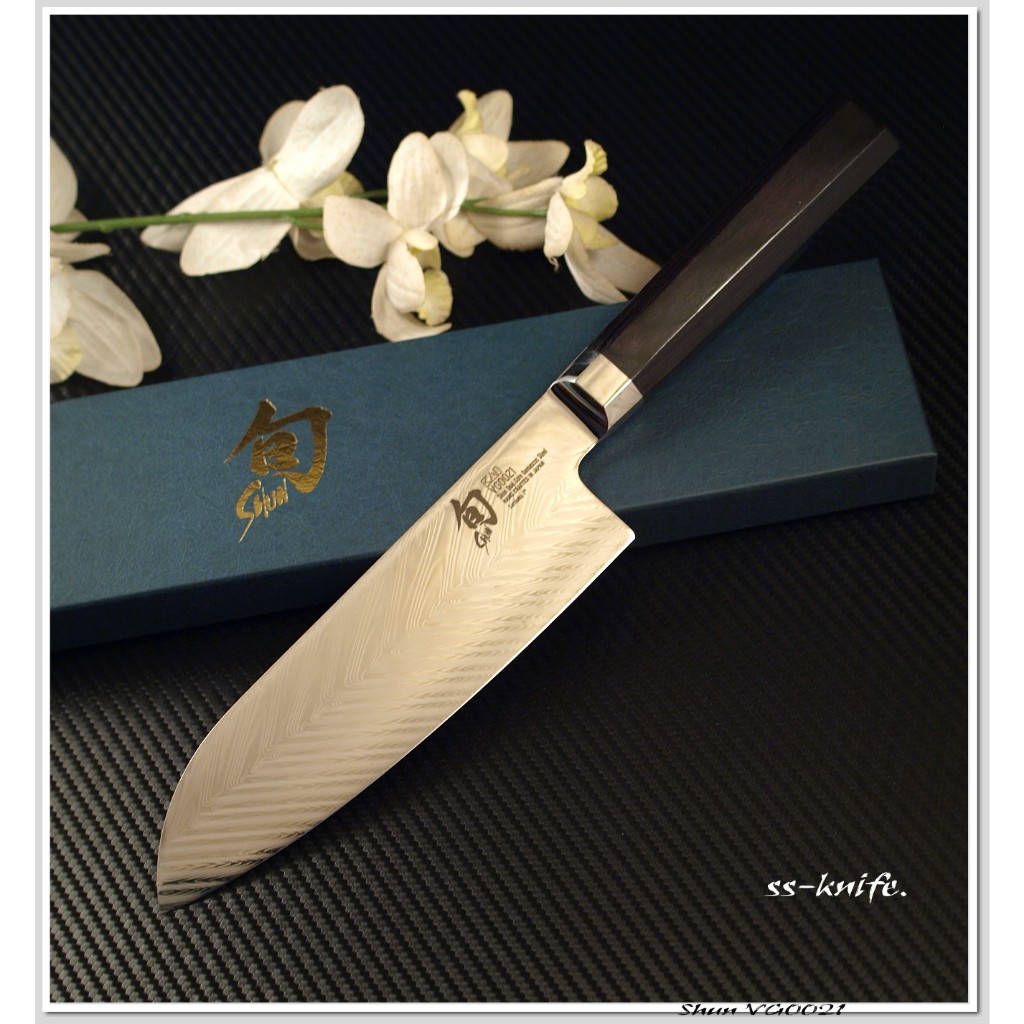 Shun 【旬】71層鋼/三德刀 180mm/烏木紫檀木手柄-國外限定版/現貨在庫/不二價 | 蝦皮購物