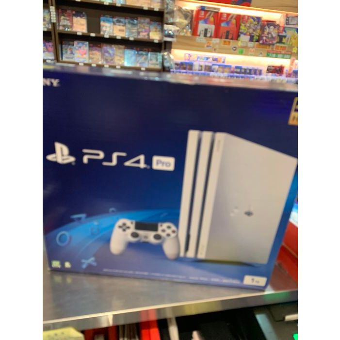 【哈電玩】SONY☆二手品只面交☆PS4 PRO 7017型 7218型 1TB容量主機 黑色 限定面交