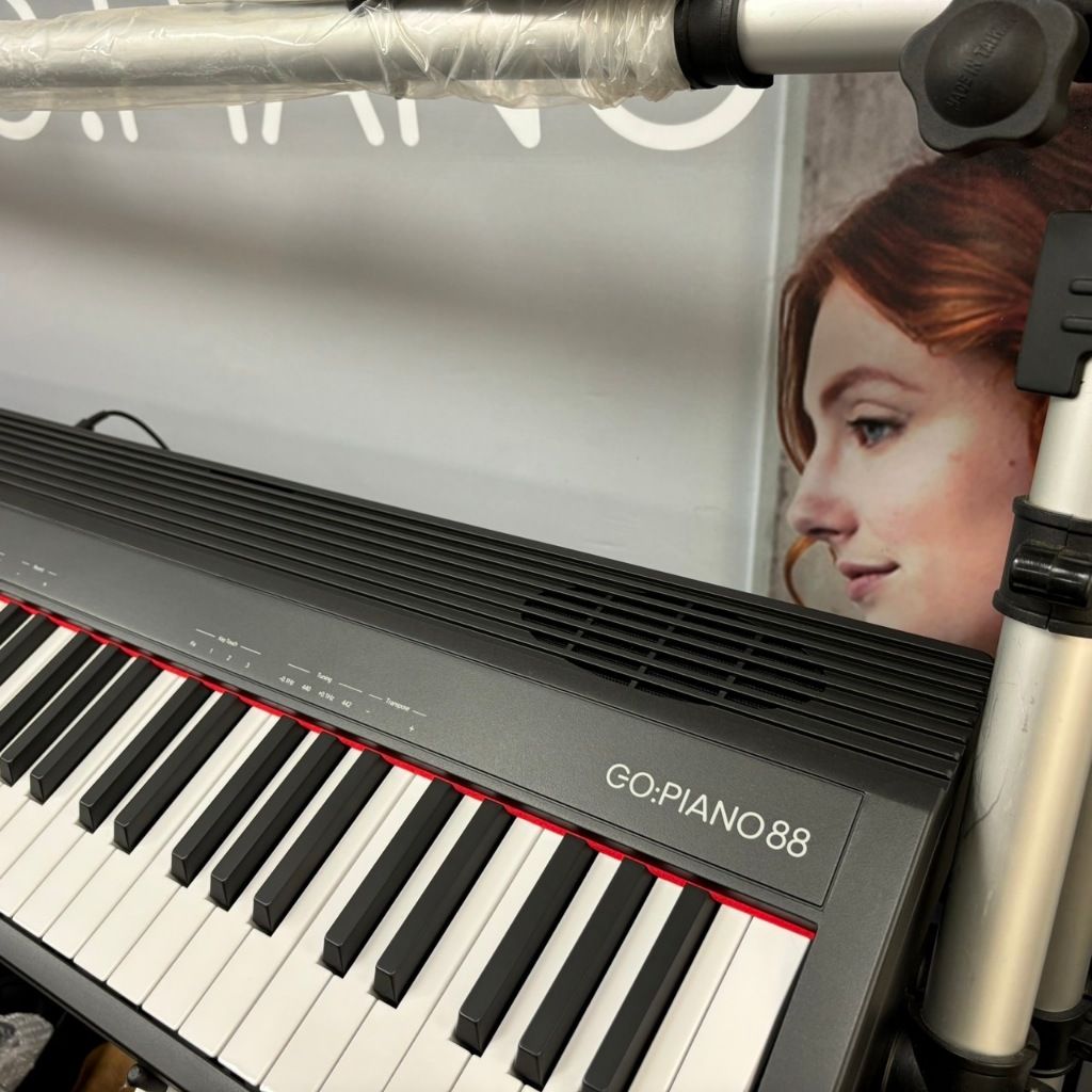 Roland GO Piano 88 (GO-88P) 展示琴附DP2延音踏板+耳機| 蝦皮購物