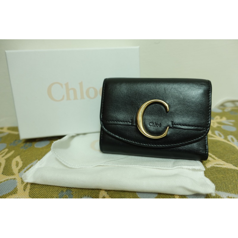 Chloe‘ 經典C字logo短夾（二手、誠可議） | 蝦皮購物