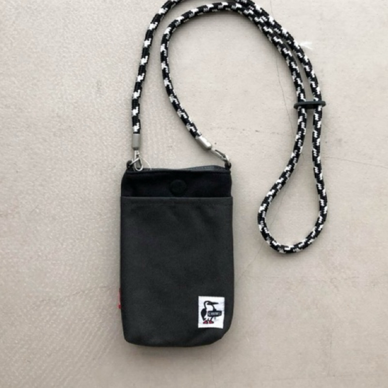 CHUMS Rope Shoulder Pouch Sweat Nylon隨身肩背包 /炭黑 | 蝦皮購物