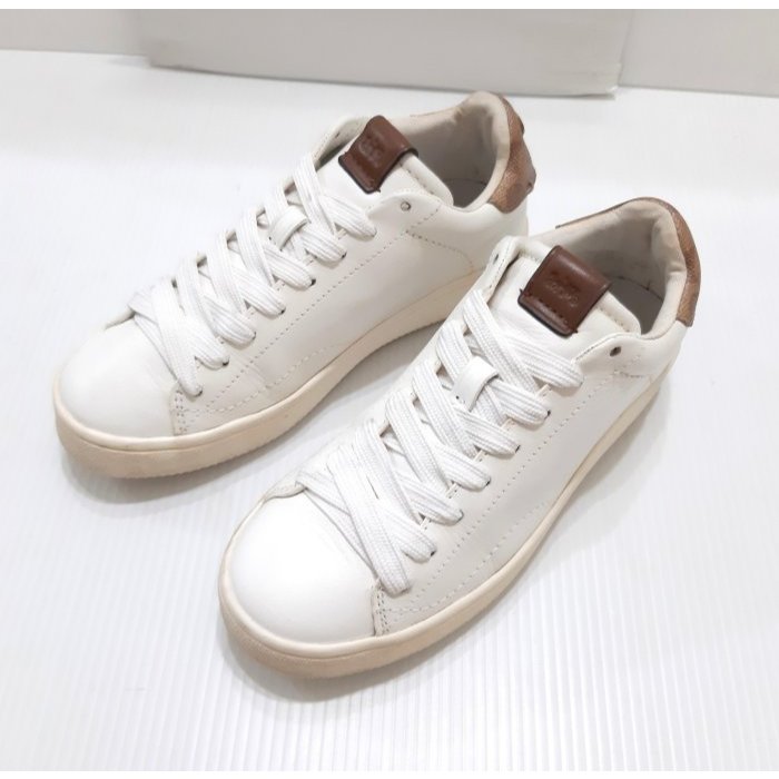 Reebok cn23 deals