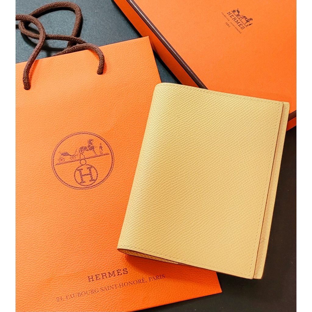 HERMES☆ヴェスパミニポ―チ☆（美品） ゆえ