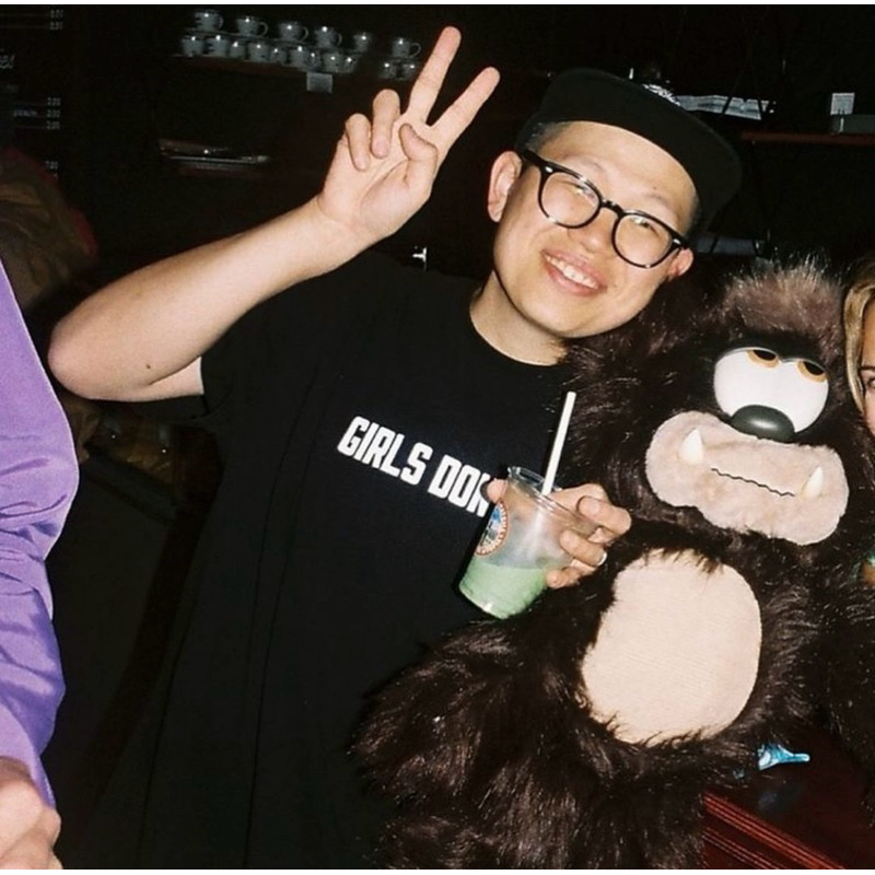 日本Human made旗下OTSUMO PLAZA Verdy's gift shop 短袖T恤、托