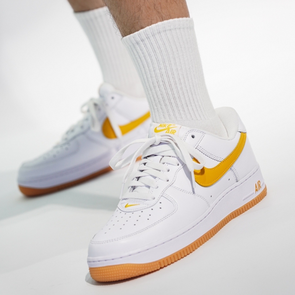 Fashion SPLY】Nike Air Force 1 Low Retro 大學黃FD7039-100