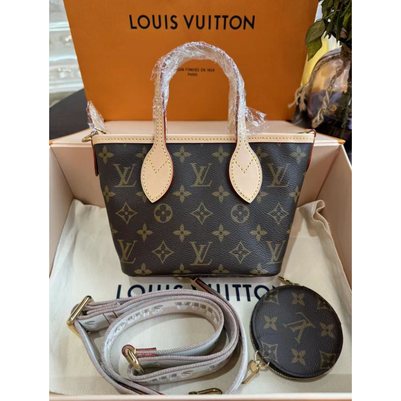 Louis Vuitton NEVERFULL Neverfull BB (M46705)