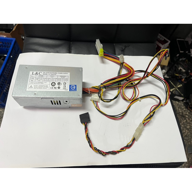 L&C LC-300TFX 300W 準系統 POWER 電源供應器 長：14.7 寬8.2 高：5.5 二手 $300 | 蝦皮購物