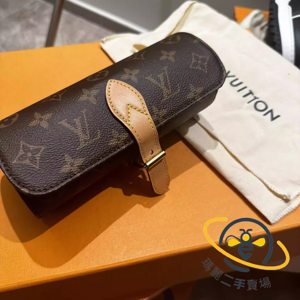 Shop Louis Vuitton 3 watch case (M43385, M47530, N41137) by