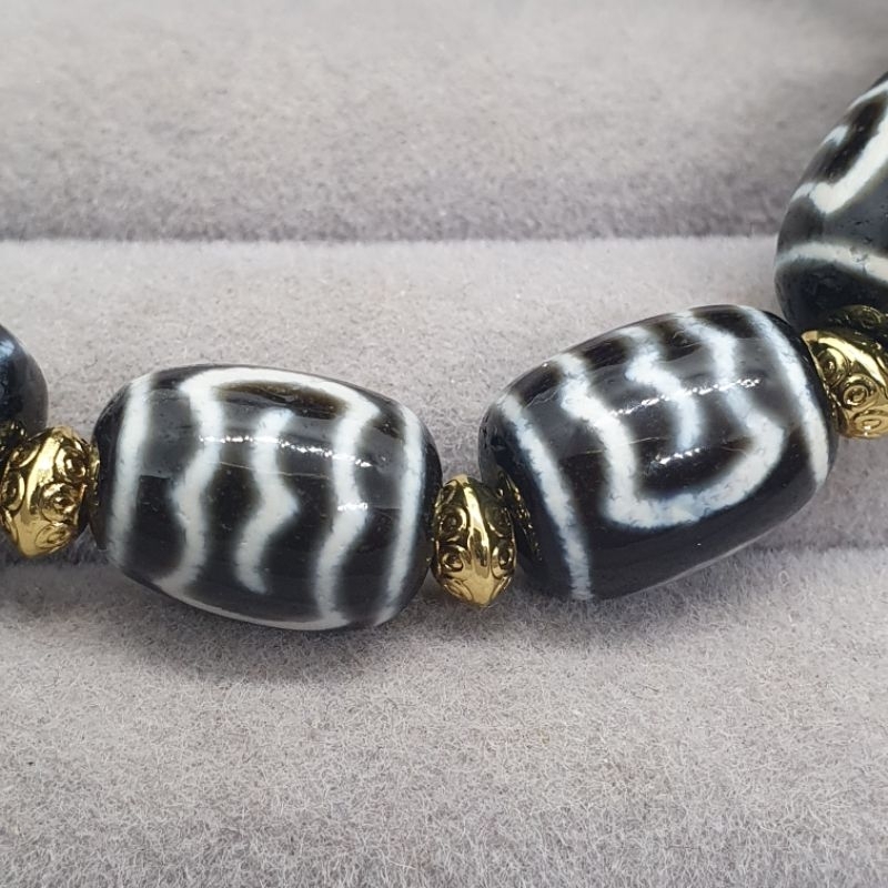 754 天珠 如意蓮花天珠 黄黒模様 龍紋 吉祥紋 dzibeads