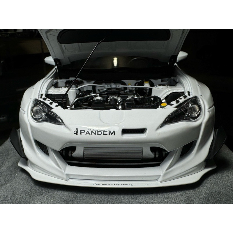 全新現貨DCN 1/18 Toyota 86 Rocket Bunny Pandem GT86 V3 寬體