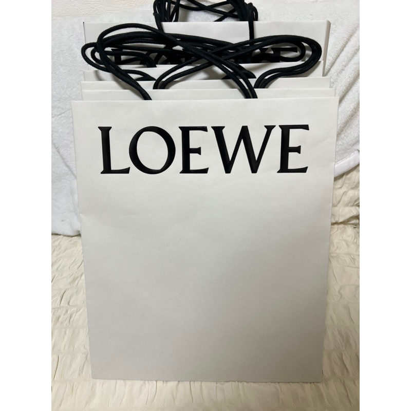 loewe紙袋多款現貨| 蝦皮購物