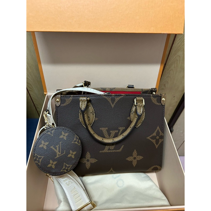 Louis vuitton on the go online pm