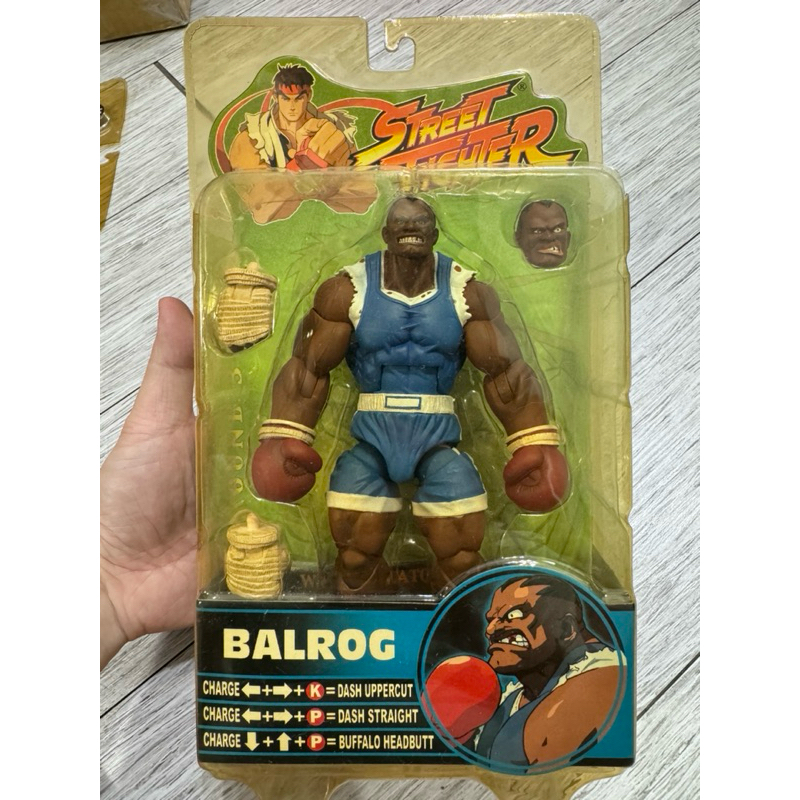 This is a Pop Culture Shock (PCS) Street Fighter Balrog 1:4