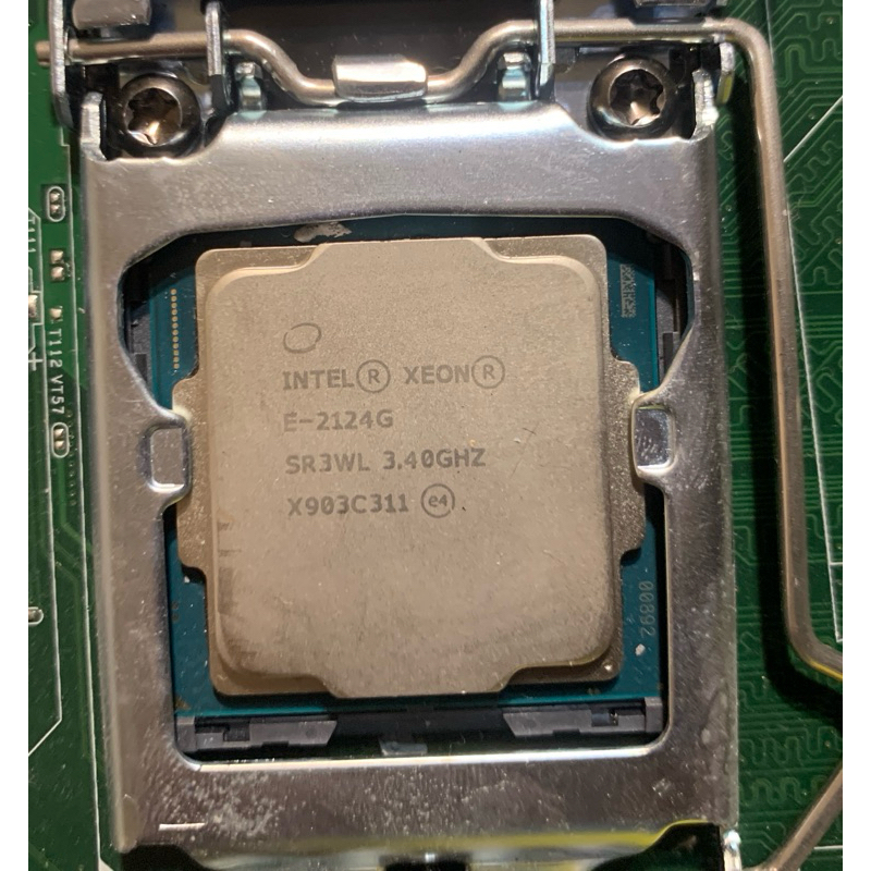 Intel Xeon E-2124G 3.4G / 8M 4C4T 1151 處理器 UHD P630內顯