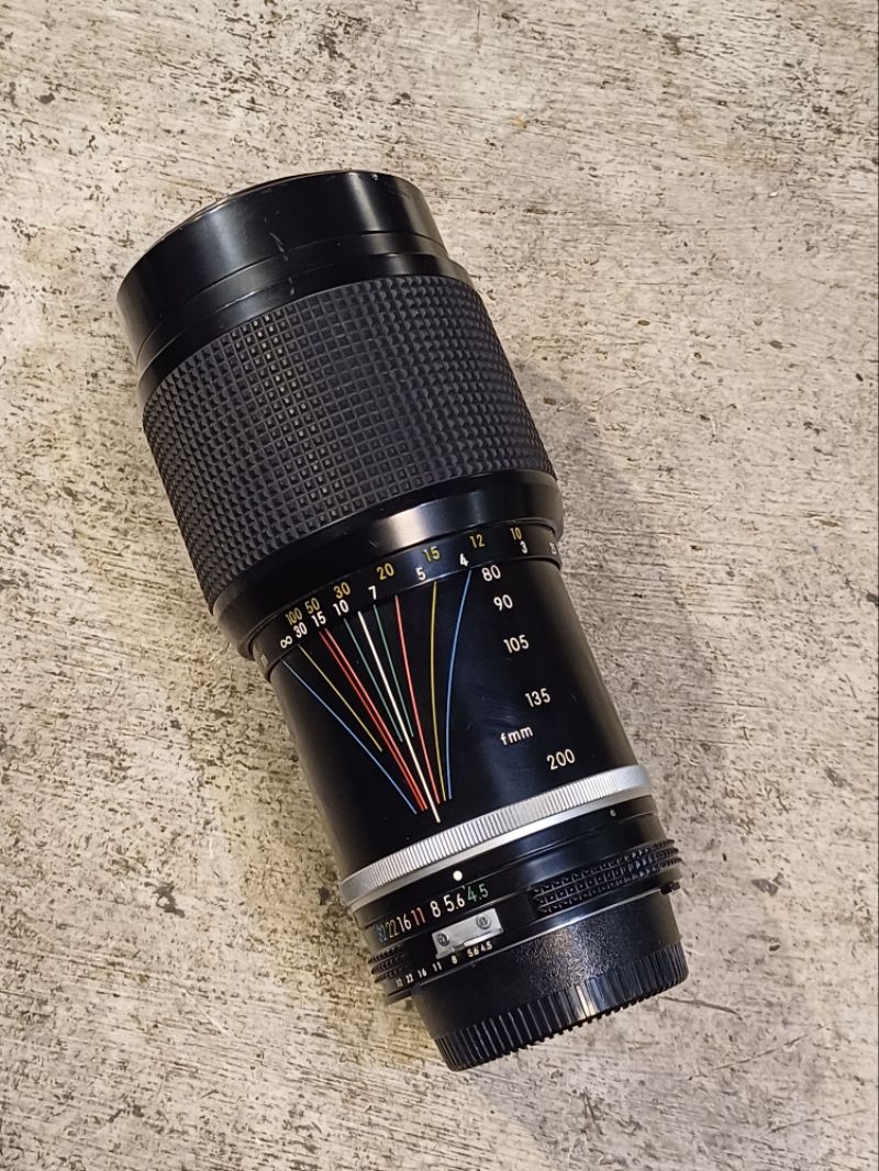 Nikon F4 レンズNikonED80〜200mm F2,8 （AF NIKKOR 80-200mm f
