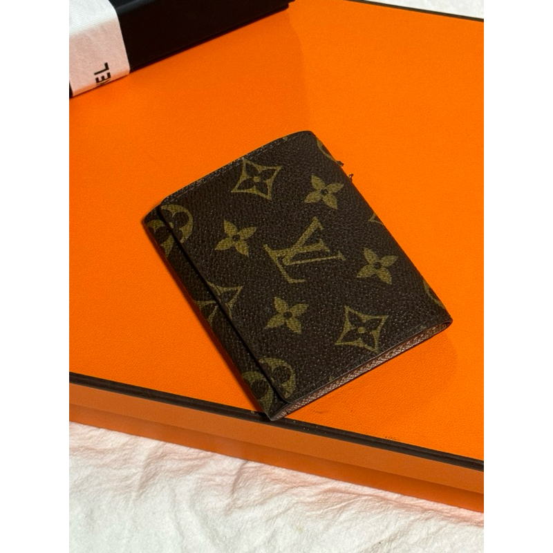 Louis Vuitton LV 名片夾 | 蝦皮購物