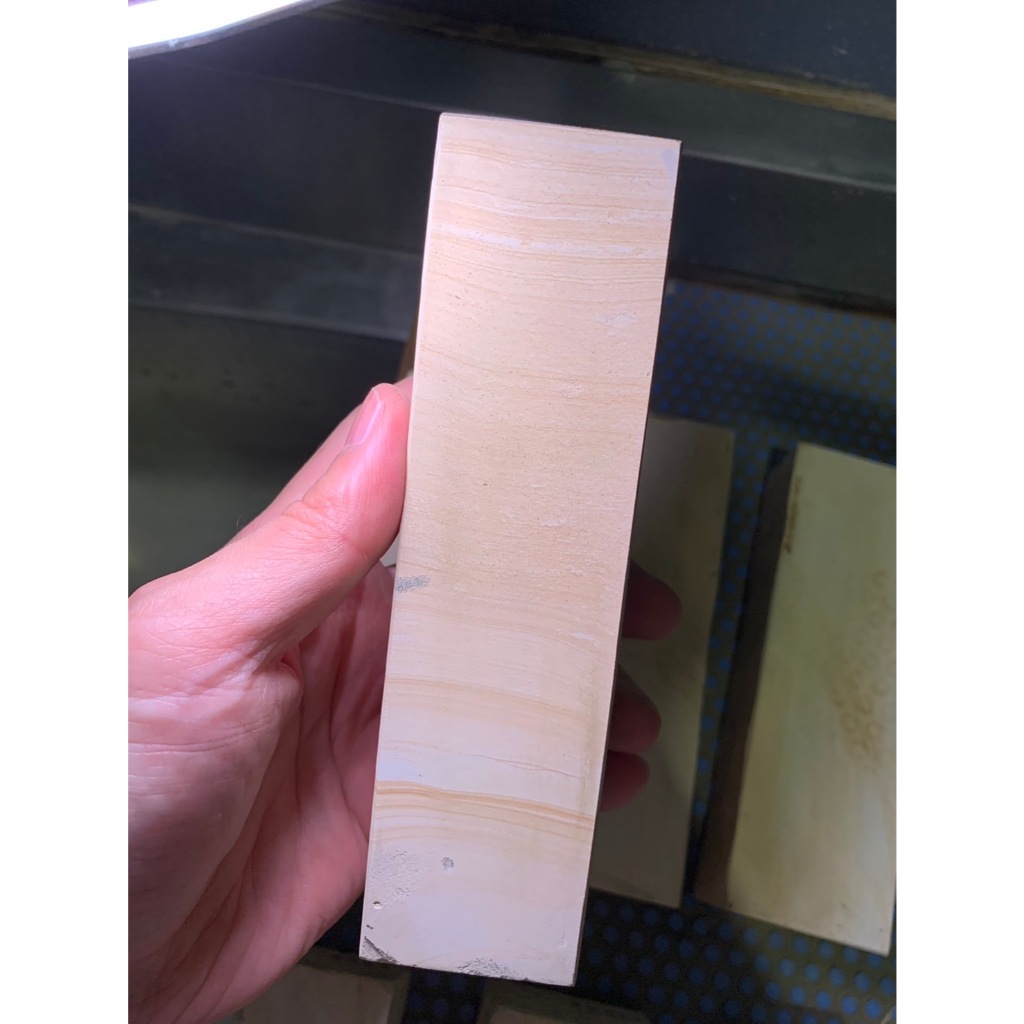 三河白名倉刀剣用研師中名倉天然砥石
