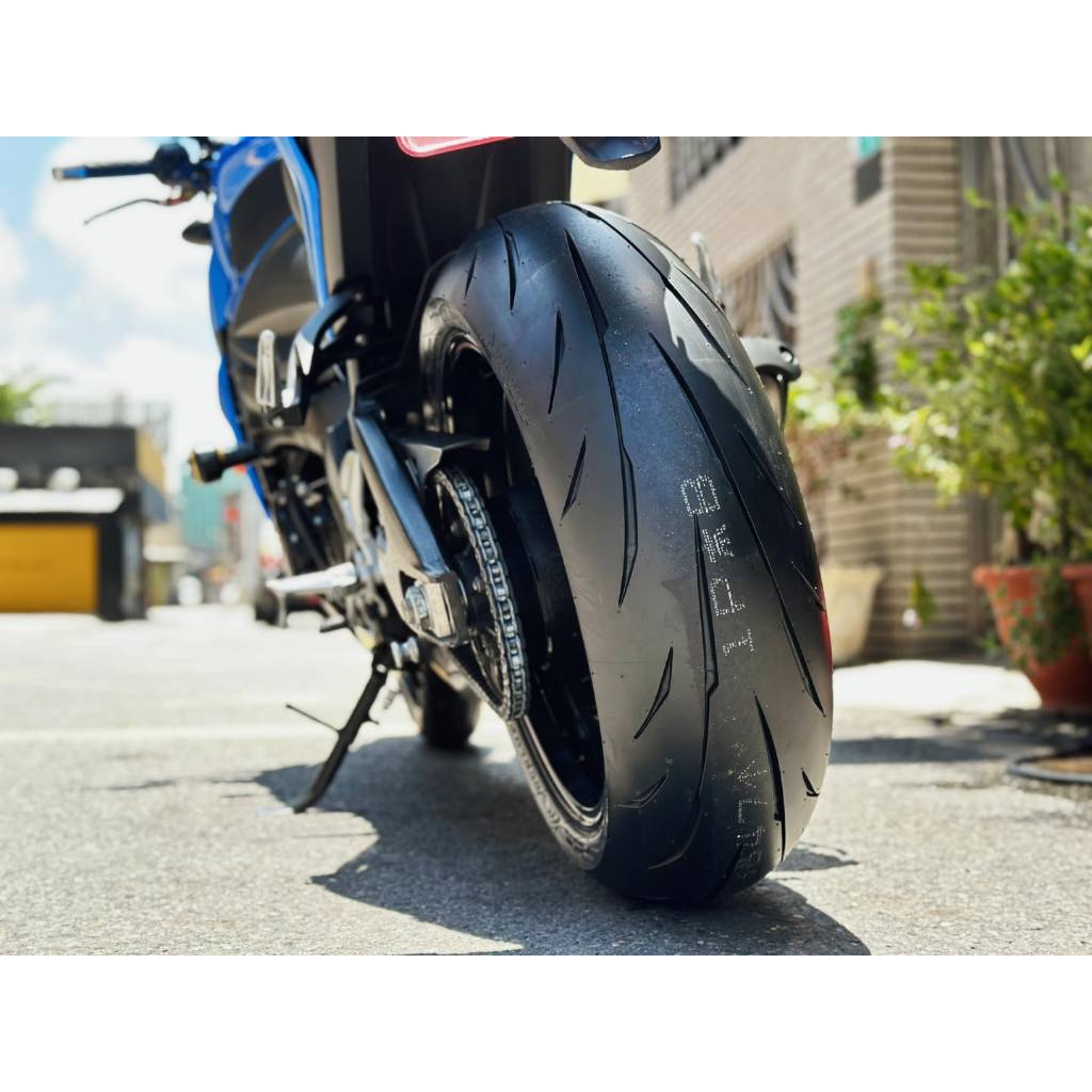 【大台南】歐多邁輪胎部 鄧陸普 DUNLOP Q5A 150/70-18 安裝+氮氣+平衡+除臘 [工資另計] | 蝦皮購物