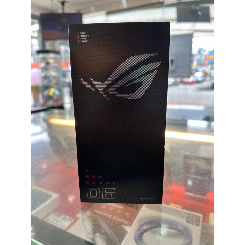 華碩 ROG 6 16+512 極光白(幾乎沒痕跡9.9成新） | 蝦皮購物
